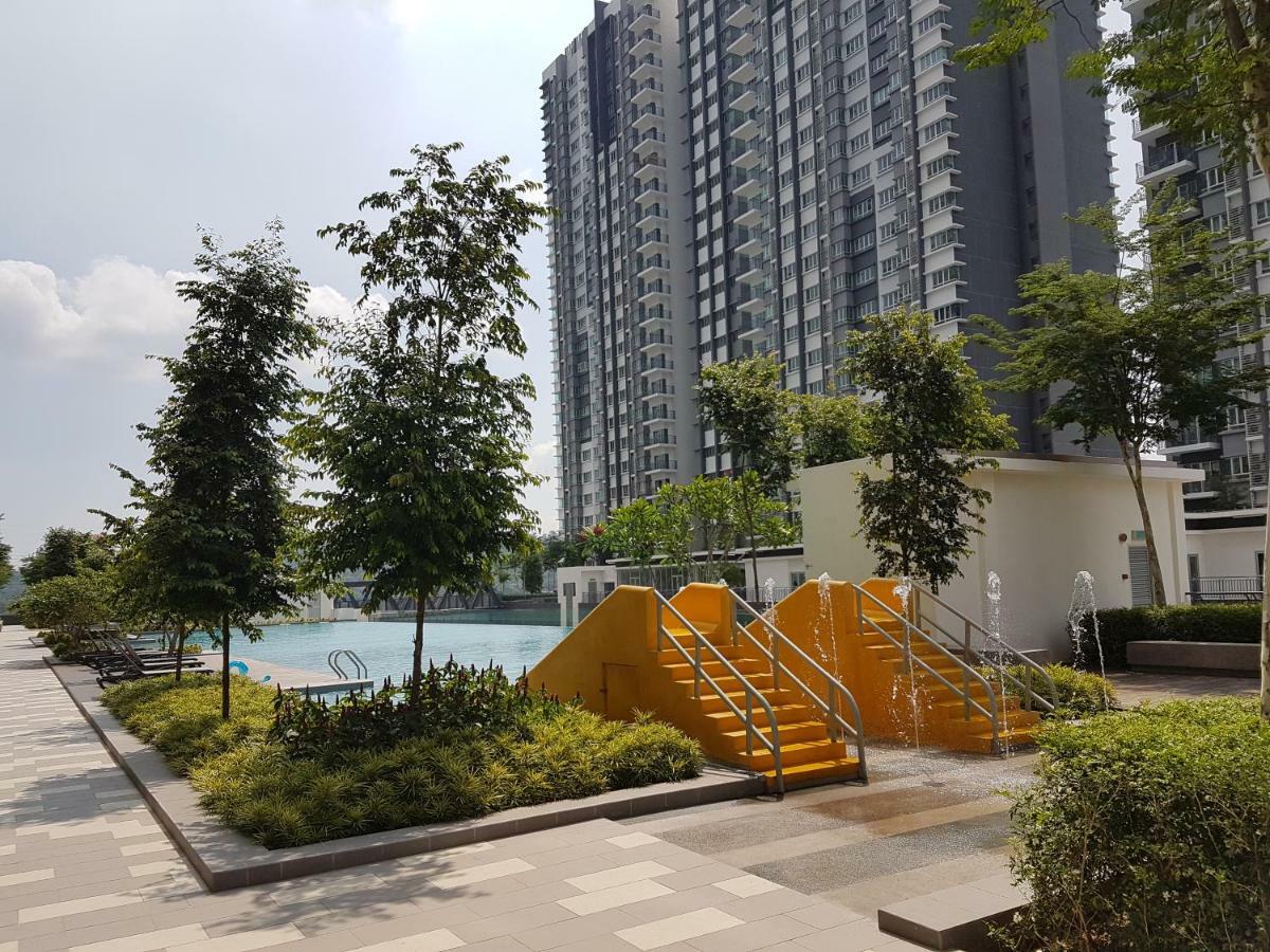 Southville Stay @ Savanna Executive Suite Bangi Exterior photo